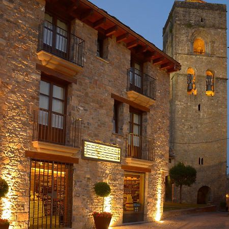 Apartamentos El Palacete De Aínsa Esterno foto