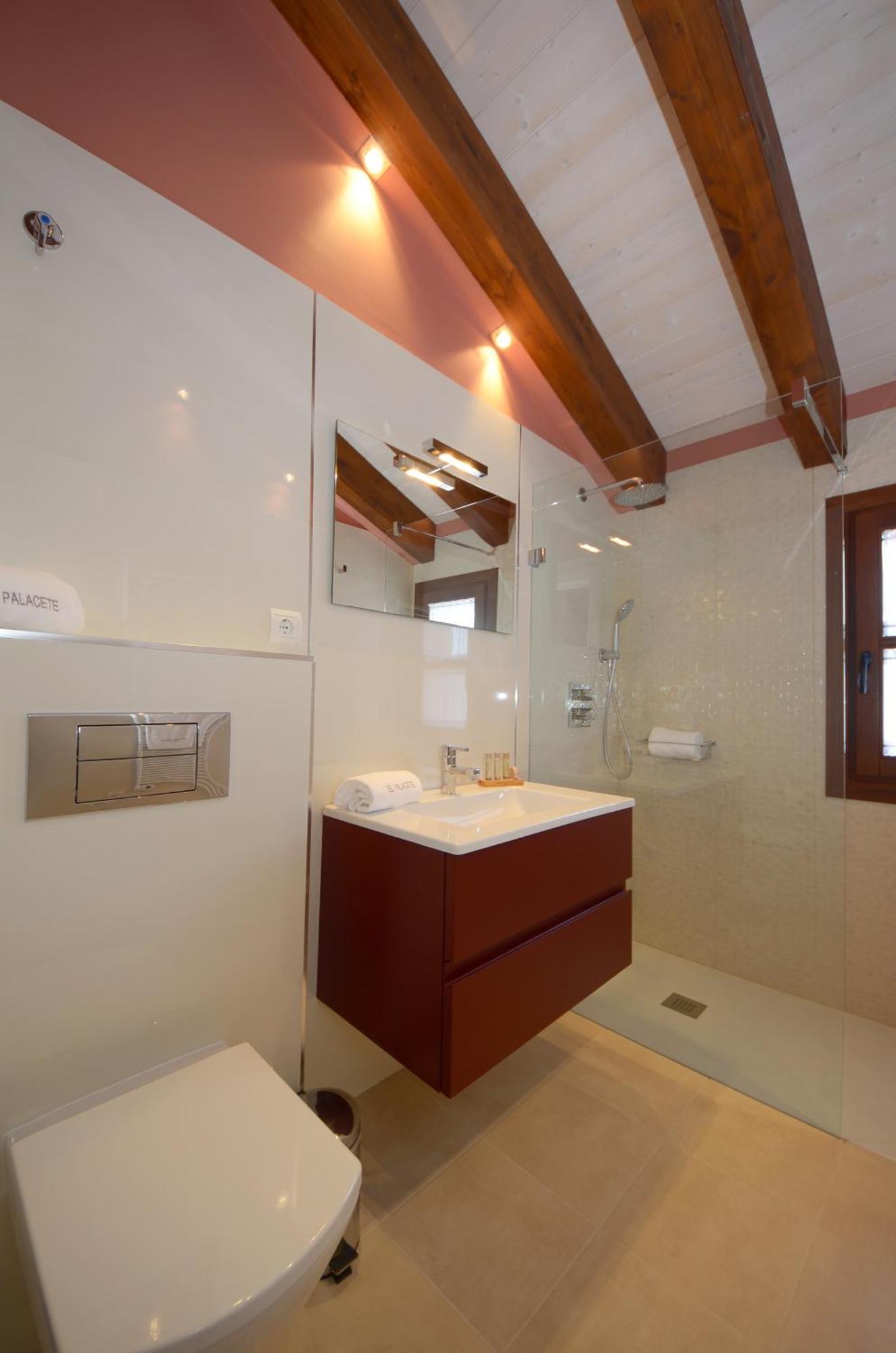 Apartamentos El Palacete De Aínsa Esterno foto